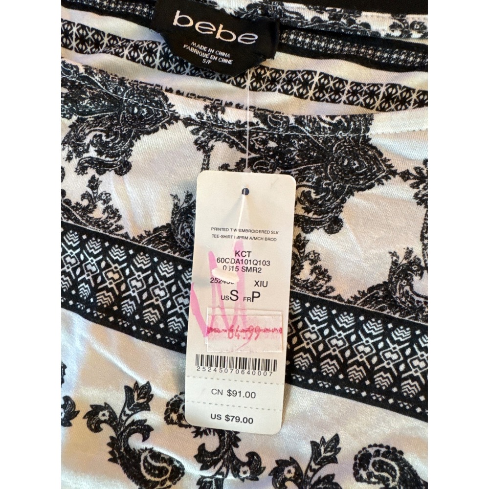 Bebe Womens Sleeveless Mixed Print Blouse Black White Paisley Chevron Small NEW - Picture 3 of 16